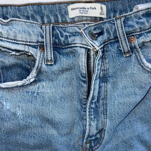 Abercrombie TheHigh Rise Skinny size 2